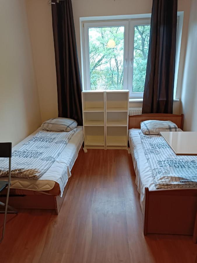 Hostel Sunrise Liwska Warszawa Exteriör bild