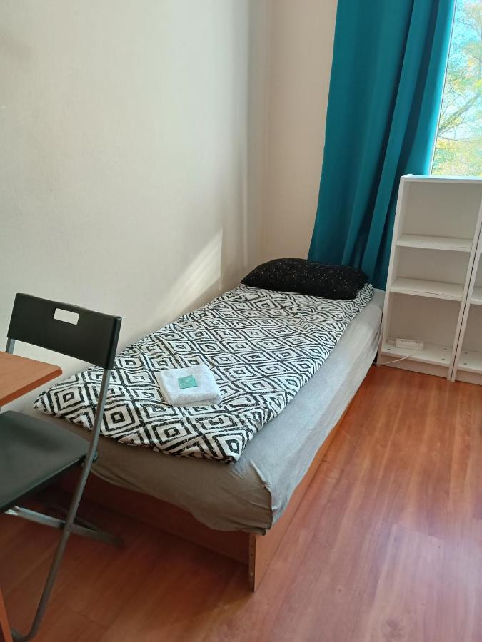 Hostel Sunrise Liwska Warszawa Exteriör bild